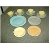 Image 1 : 20 pc Set Royal China Dinnerware #2065810