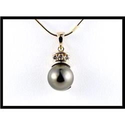 LOVELY 14K YELLOW GOLD PEARL AND DIAMOND #2066010