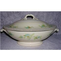 HL Eggshell-Georgian Oval Covered Vegetable #2066179