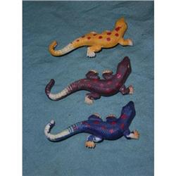 3 early-plastic lizard pins #2066595