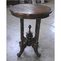 ANTIQUE  VICTORIAN STYLE WALNUT ACCENT TABLE #2066841