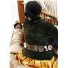 Image 2 : Vintage Native American Navajo Weaver Doll