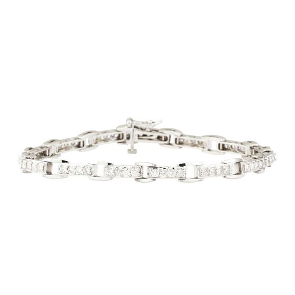 2.20 ctw Round Brilliant Cut Diamond Tennis Bracelet - 14KT White Gold