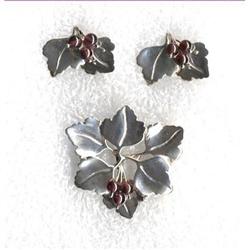 Highbush Cranberry Garnet  Sterling Pin #2049200