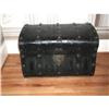 Image 1 : Black Leather Trunk Table England Unique 19th C#2058490