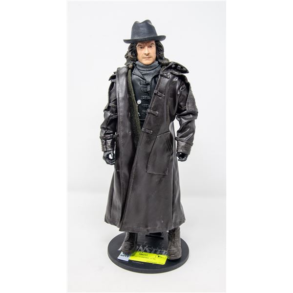 12'' VAN HELSING FIGURE