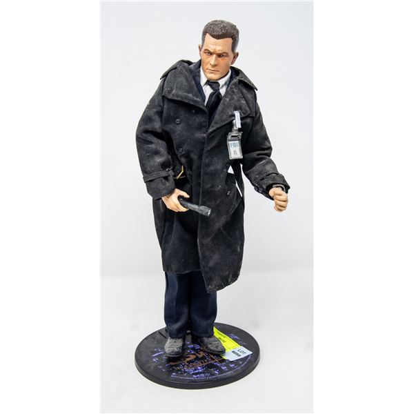 12'' X-FILES JOHN DOGGETT FIGURE