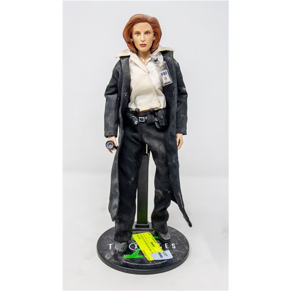 X FILES 12 IN HIGH DETAIL ACTION FIGURE