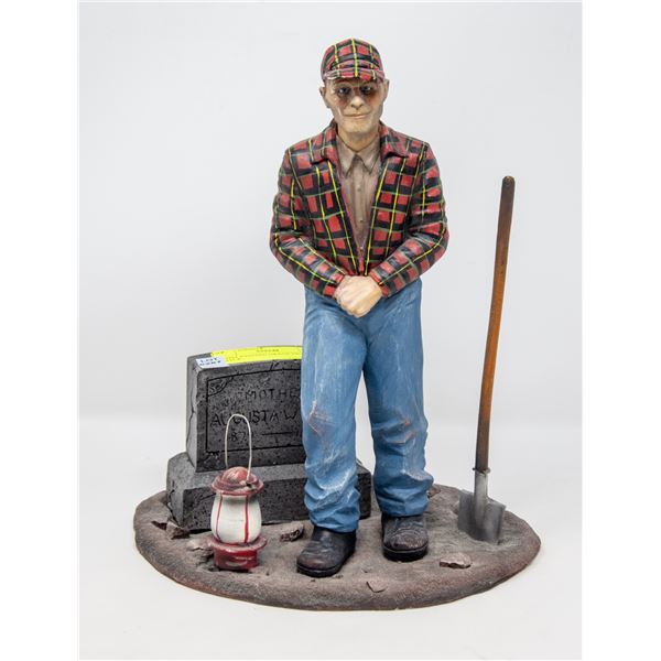 ARTIST PAINTED ED GEIN STATUE