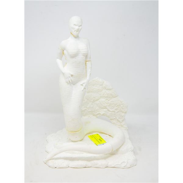 PAINT YOUR OWN HISSS STATUE