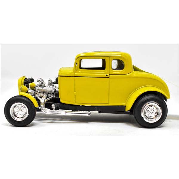 1/24 SCALE DIE CAST AMERICAN GRAFFITI 1932 FORD