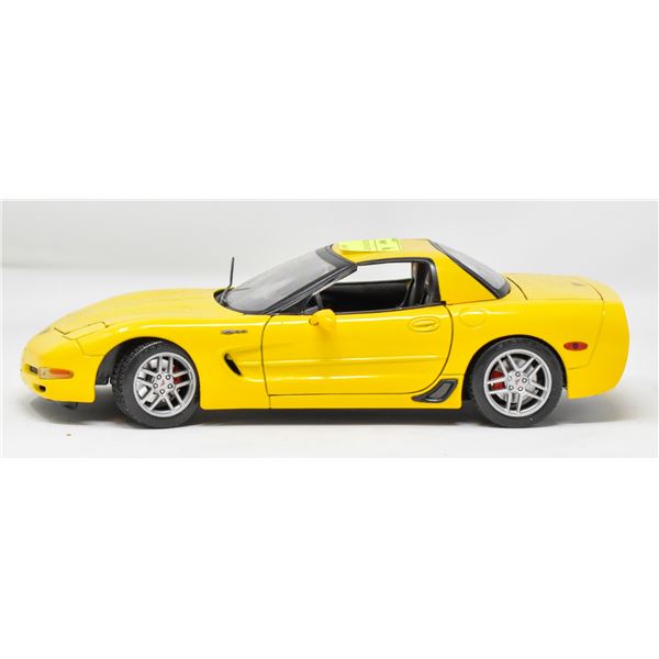 1/18 SCALE DIECAST 2001 CORVETTE