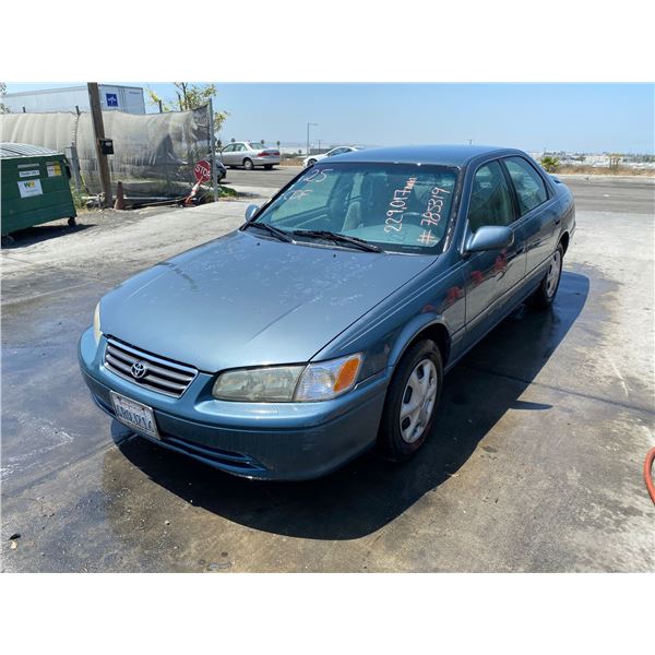 2001 Toyota Camry