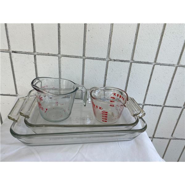 Pyrex measuring cups and baking pans