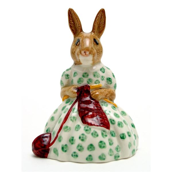 Royal Doulton Bunnykins Figurine, Busy Needles DB10