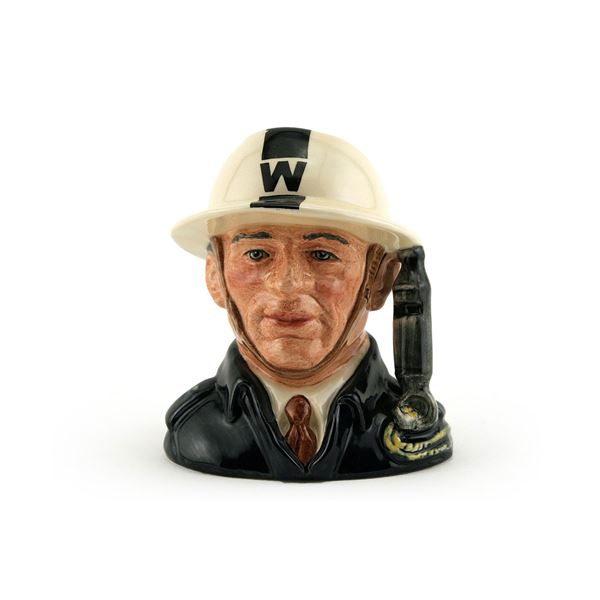ARP Warden D6872 - Small - Royal Doulton Character Jug