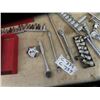 Image 2 : 3/8" Socket Set w Ratchet, Torque, Ext & Strong Bar