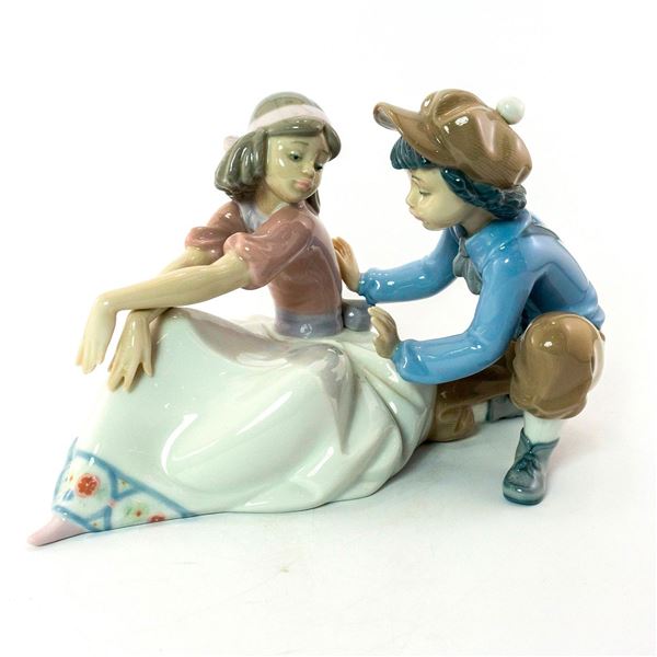 For Me? 1005454 - Lladro Porcelain Figurine