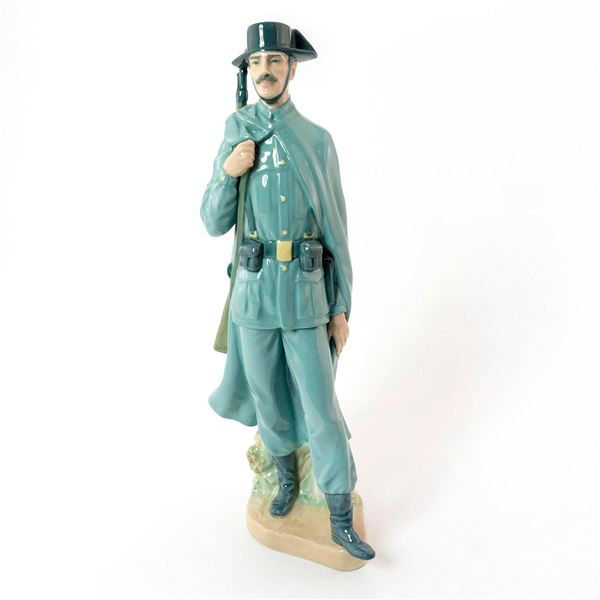 Spanish Policeman 1004889 - Lladro Porcelain Figurine