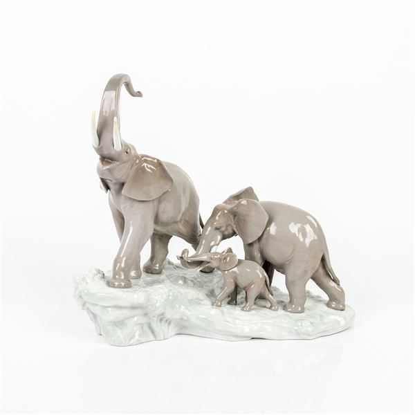 Elephants 1001150 - Lladro Porcelain Figurine