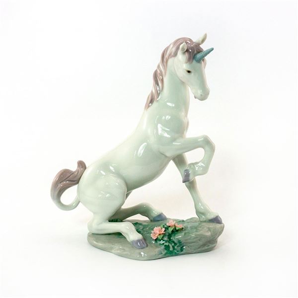 Magical Unicorn 1007697 - Lladro Porcelain Figurine
