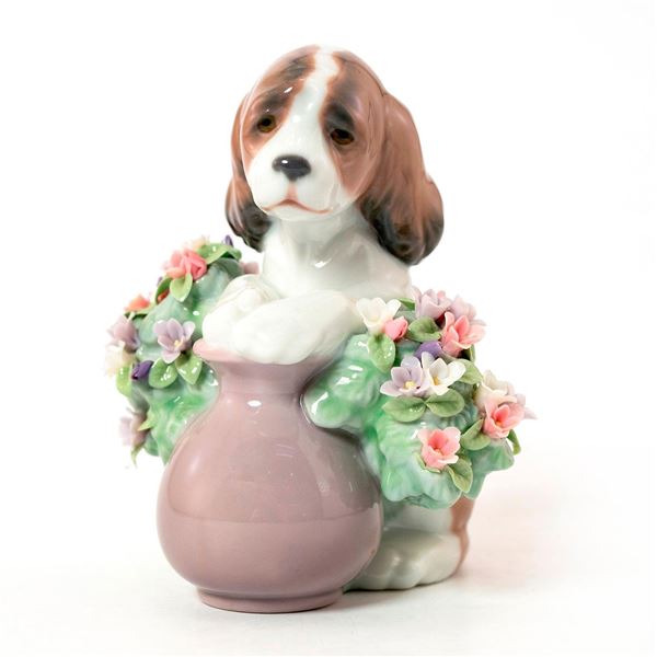 Take Me Home! 1006574 - Lladro Porcelain Figurine