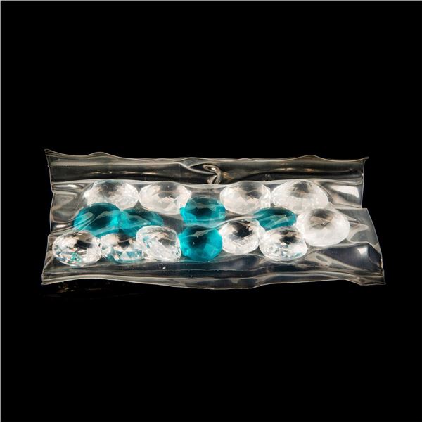 15 Swarovski Crystal Miniature Scallop Set