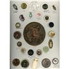 Image 1 : A CARD OF DIV 1 & 3 ASSORTED MATERIAL OWL BUTTONS