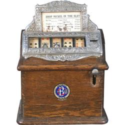 5c Caille Good Luck Poker Game in Oak Case