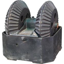 Cast-Iron dual roller Hog Oiler