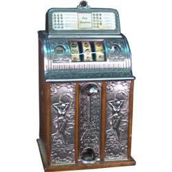 25 cent Caille Center Pull Slot Machine with Nude