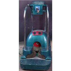 Coin-op Shoe Shining Machine