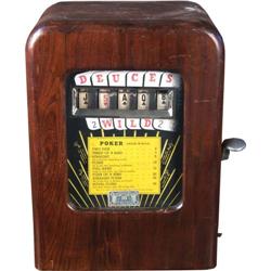 5c Deuces Wild Poker Wooden Trade Stimulator