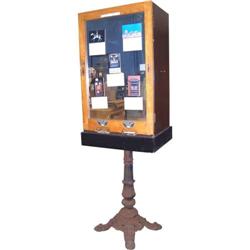 Vacumatic Card Vendor on Cast-Iron Base