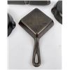 Image 9 : Collection of Griswold Cast Iron Cooking Pans