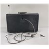 Image 13 : Zenith Trans Oceanic Radio