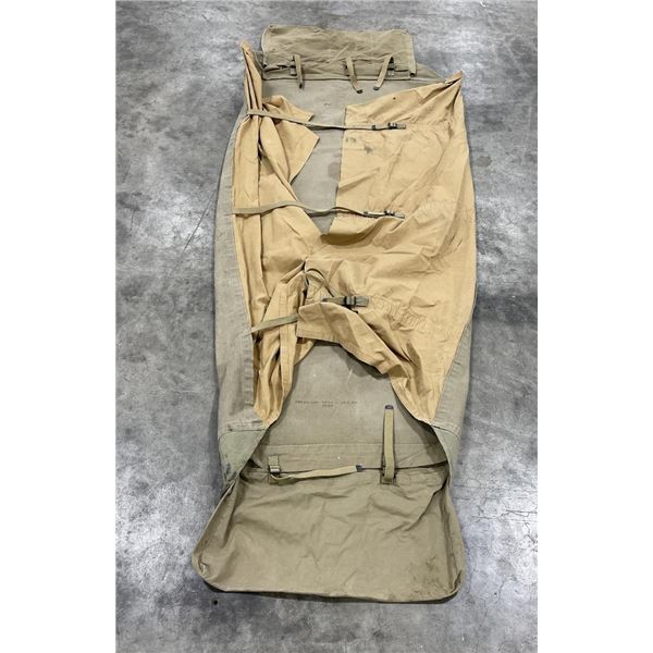 Model 1935 US Bedding Roll Named