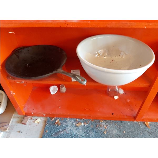 Large Pan and Bowl A