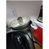 Image 11 : Kitchen Appliances A