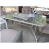 Image 4 : Patio Table and Chairs B