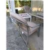 Image 5 : Patio Table and Chairs B