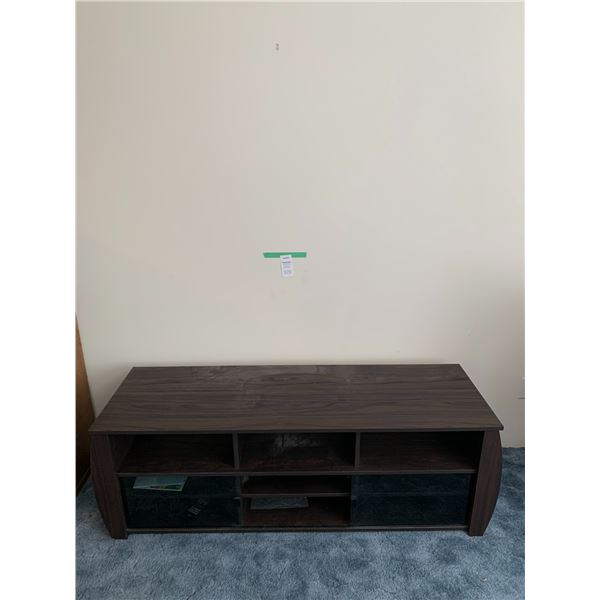 Entertainment unit Cat C