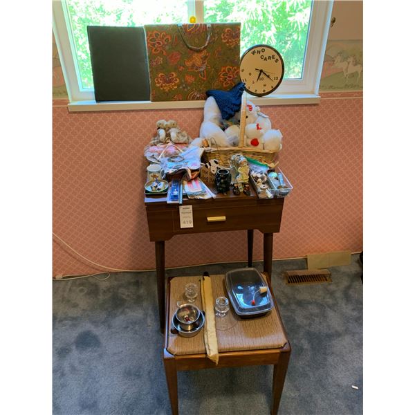 Stuffed Toys, Sewing Cabinet Cat C