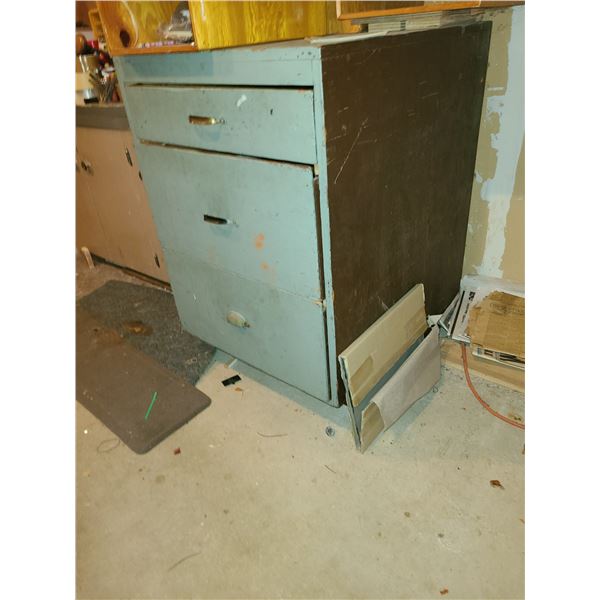 Work shop chest of drawers Cat C