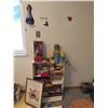 Image 1 : Bookcase, Expose 86 Memorabilia Cat C