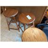 Image 4 : Bar Stools Cat B