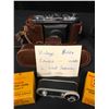 Image 2 : VINTAGE BALDA CAMERA & VINTAGE TROJAN BINOCULARS w/ CASE