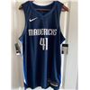 Image 3 : DIRK NOWITZKI SIGNED DALLAS MAVERICKS NIKE SWINGMAN JERSEY ( FANATICS COA)