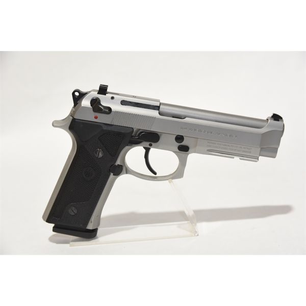 Beretta 96 Vertec