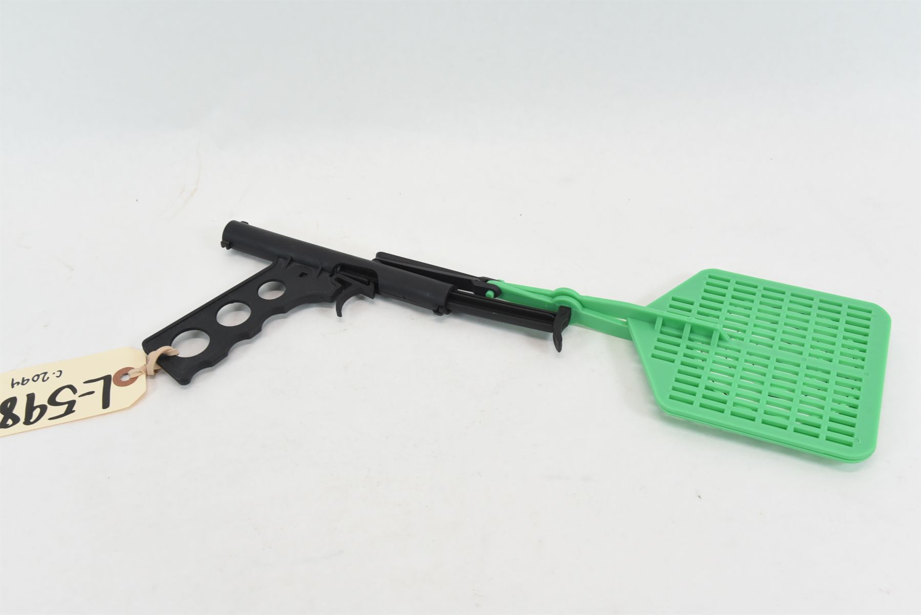 Spring Loaded Gun Target Fly Swatter